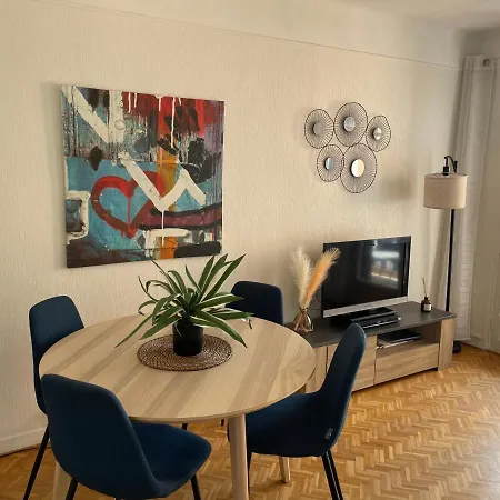 Apartment Terrasse Plein Sud, Deux Doubles